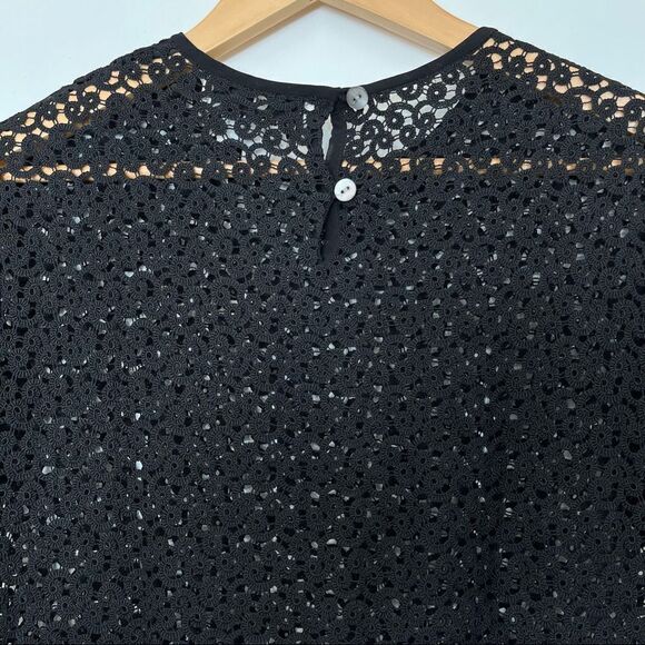 Saks Fifth Avenue Crochet Blouse Top Black Sheer Lace Rayon Short Sleeve Small - Picture 6 of 9